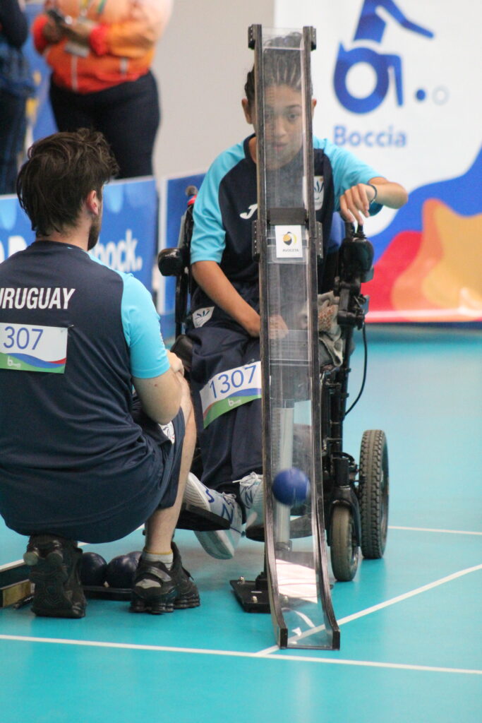 Para atleta en competencia de Boccia.