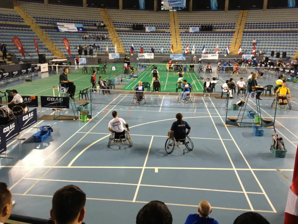 Competencia de Para Bádminton en el Domo Polideportivo, Guatemala.