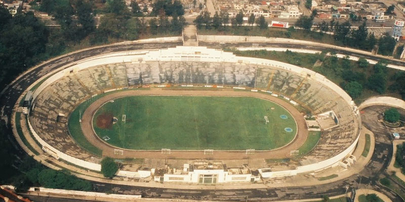 El Estadio Doroteo Guamuch Flores es considerado como el más grande de Guatemala, ha sido testigo de varios sucesos históricos importantes.