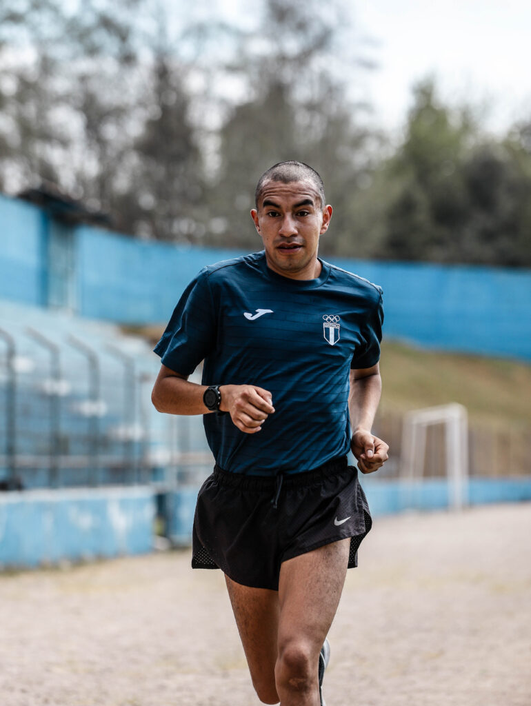 Alberto González Mindez - atleta clasificado a los Juegos Olímpicos de París 2024 en la maratón