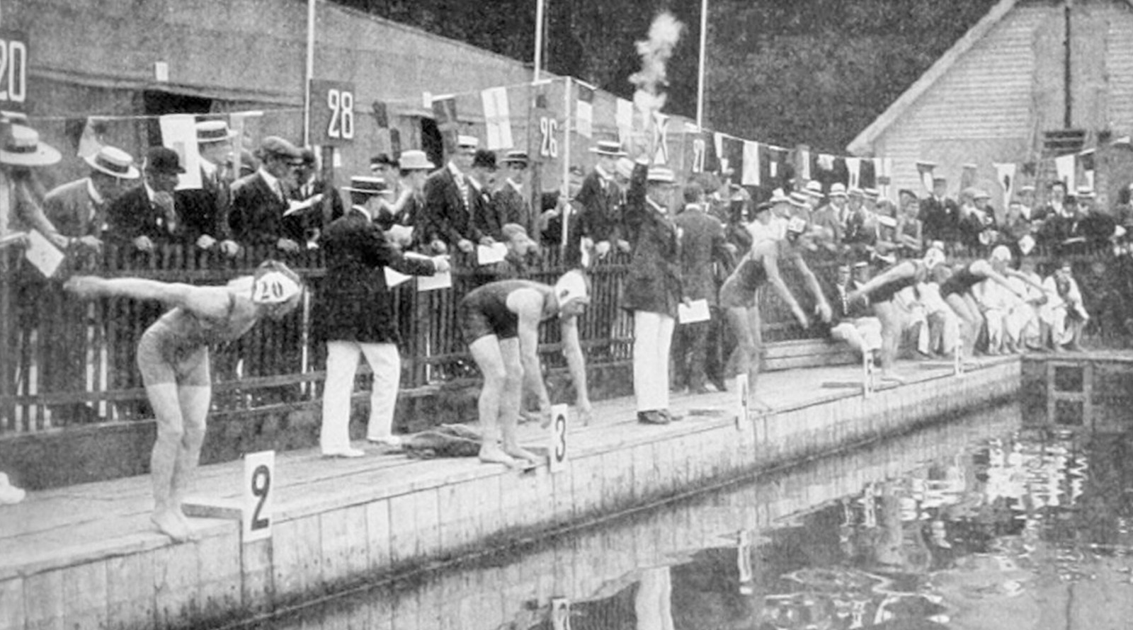 HISTORIA DE LA NATACIÓN