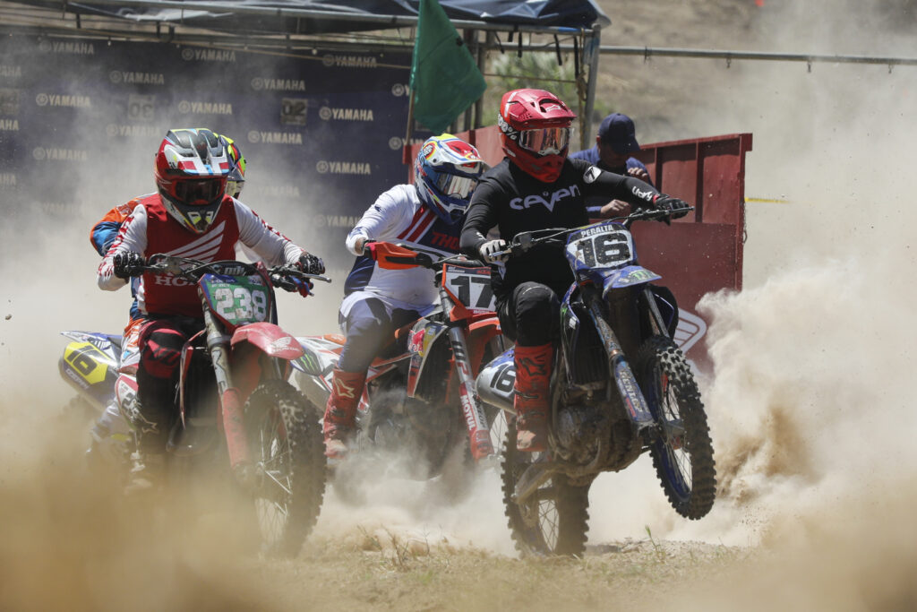 El fin de semana del 24 y 25 de febrero se realizó la primera fecha del Campeonato Nacional de Motocross, en la nueva Pista VAS TRAXX, en San Miguel Petapa.