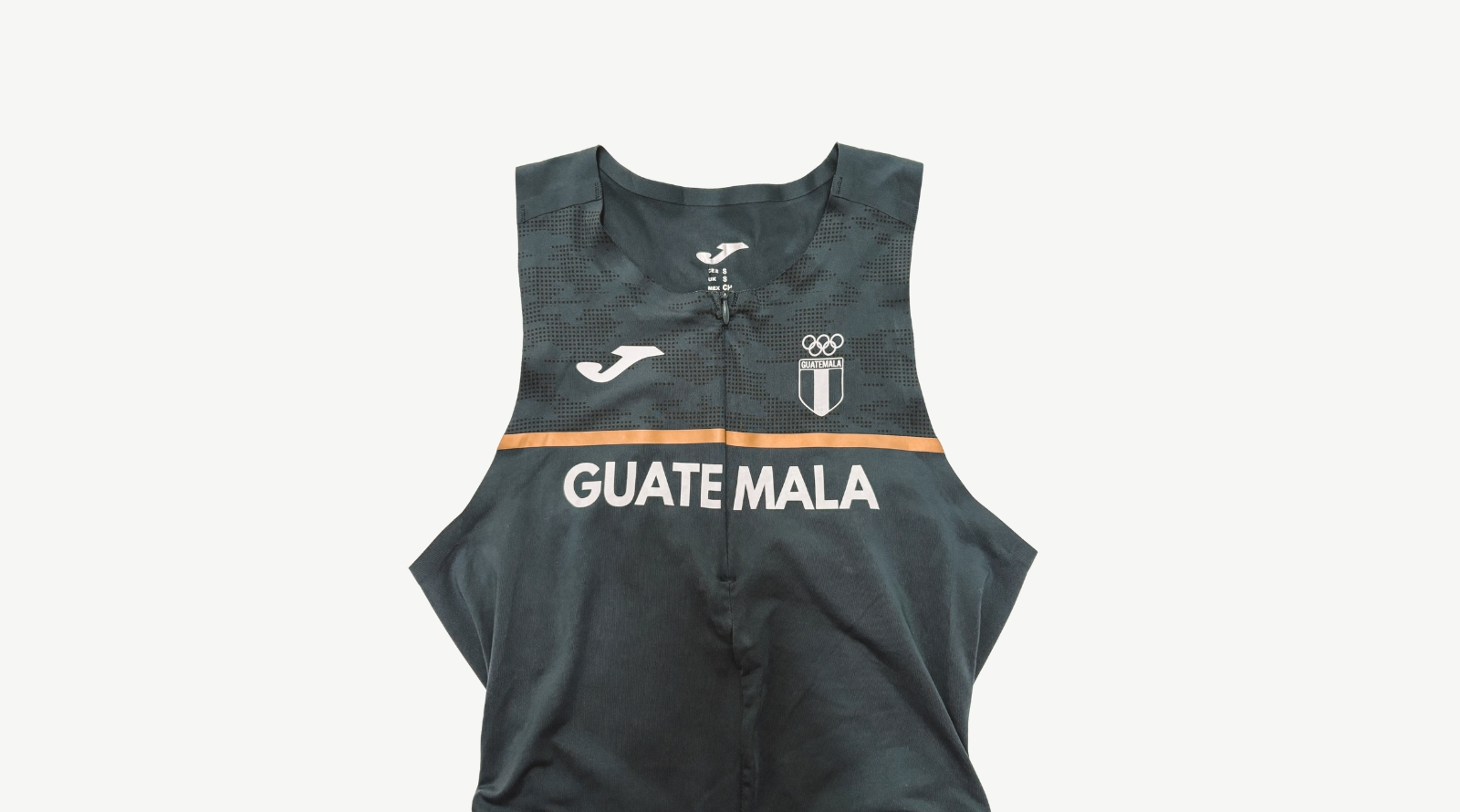 Uniforme de competencia de Alessandra Obrist en XII Juegos Centroamericanos Guatemala 2025