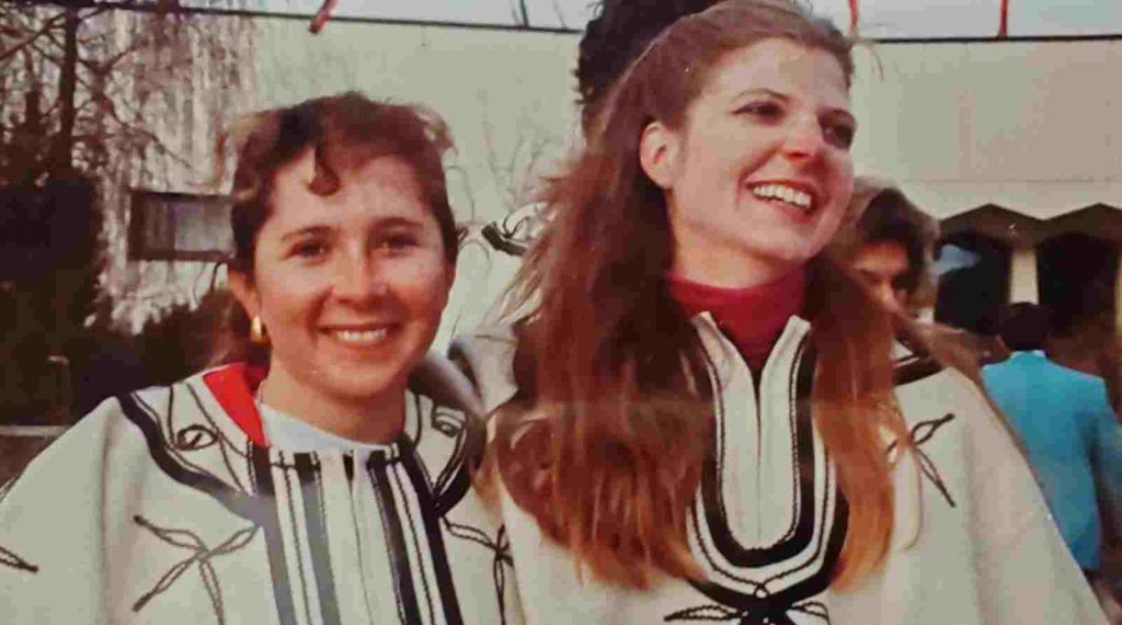 Marcela Arzú Tinoco de Lozano es atleta guatemalteca de esquí alpino y representante de Guatemala en los Juegos Olímpicos de Invierno Calgary 1988,